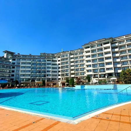 Apartment Menada In Emerald Ravda